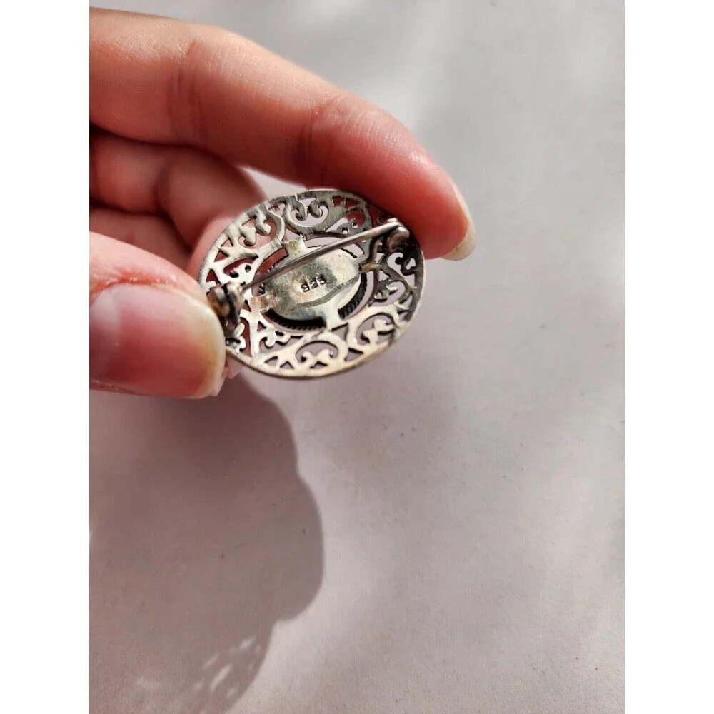 Vintage .925 Stamped Sterling Silver Mother Of Pearl Filigree Brooch Pin Cut Out - Picture 6 of 8